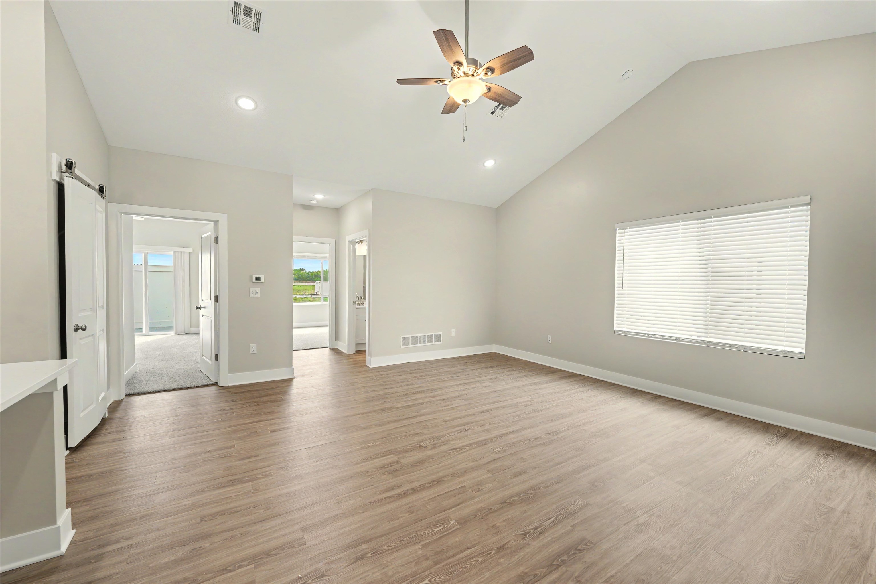2725 Amelia Ln, Salina, KS 67401