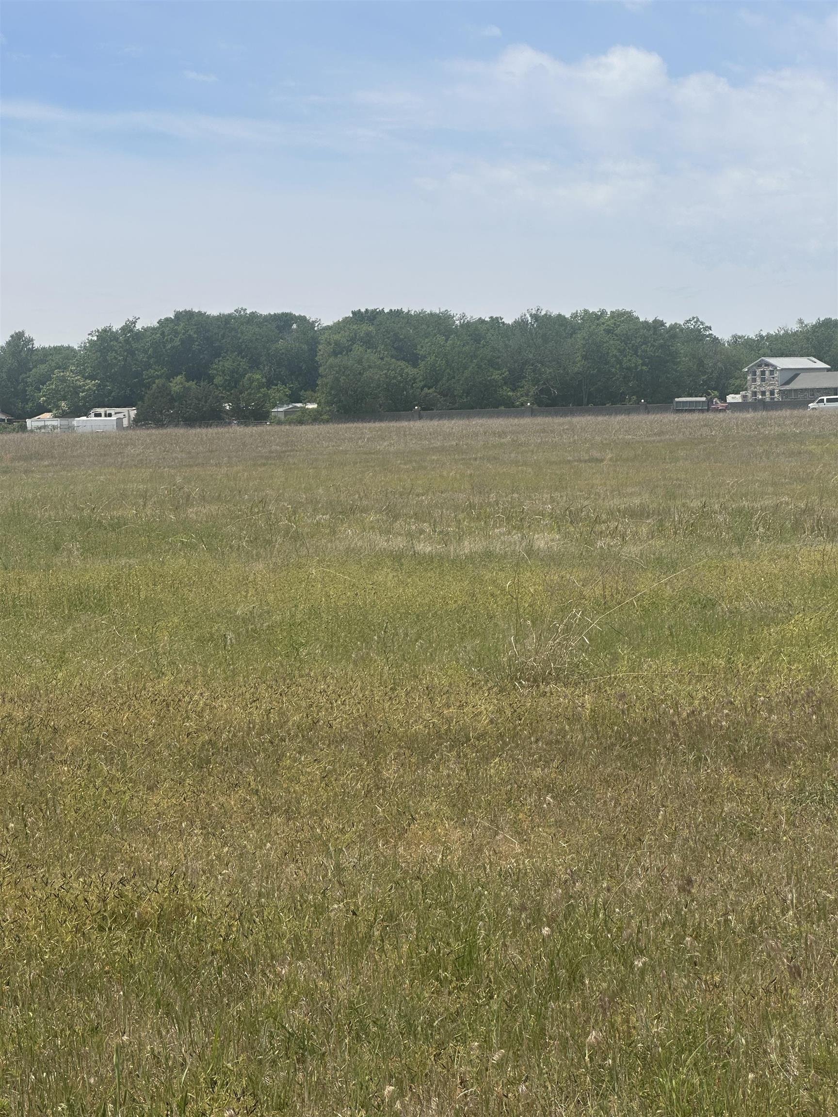 7811 S Broadway, Haysville, KS 67060