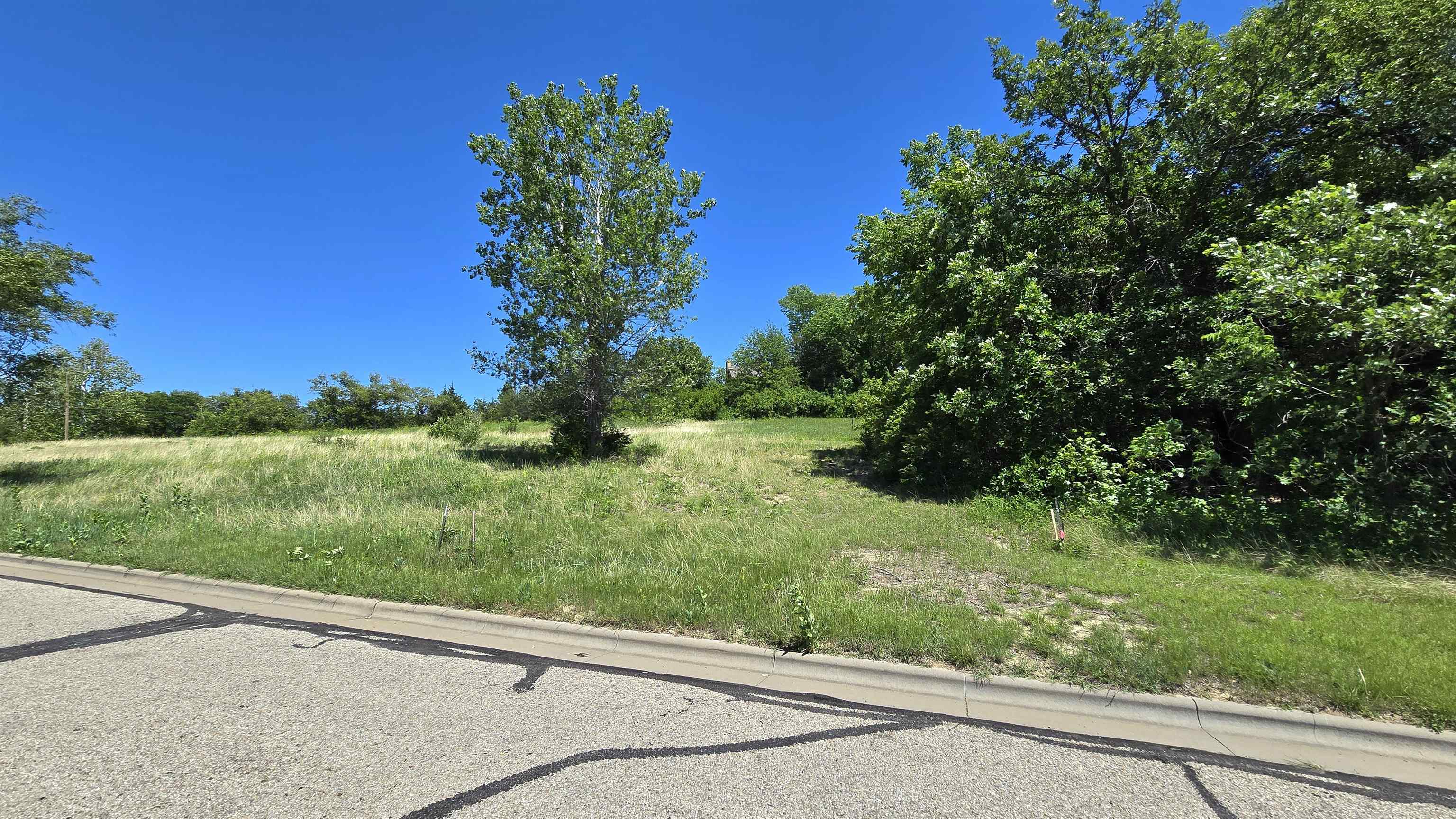 00000 Holly Ln Lot !B, Salina, KS 67401
