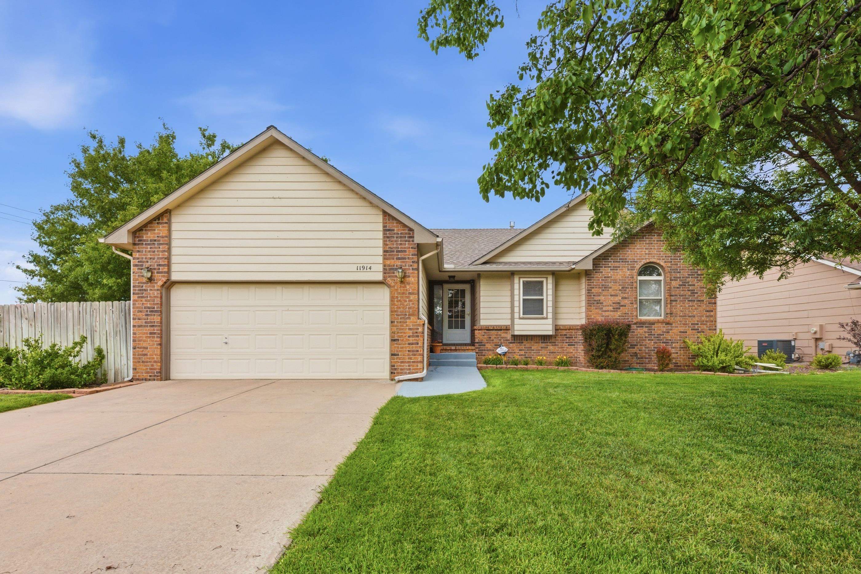 11914 W Carr Ave, Wichita, KS 67209