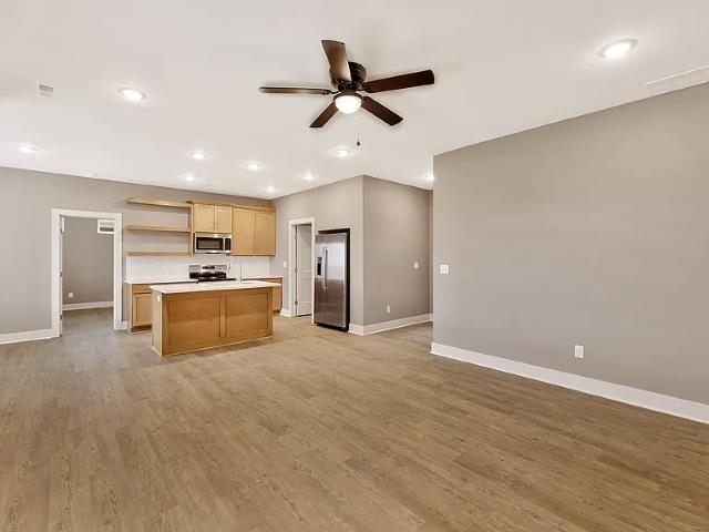 691695699 1013 W Long Pa, Goddard, KS 67052