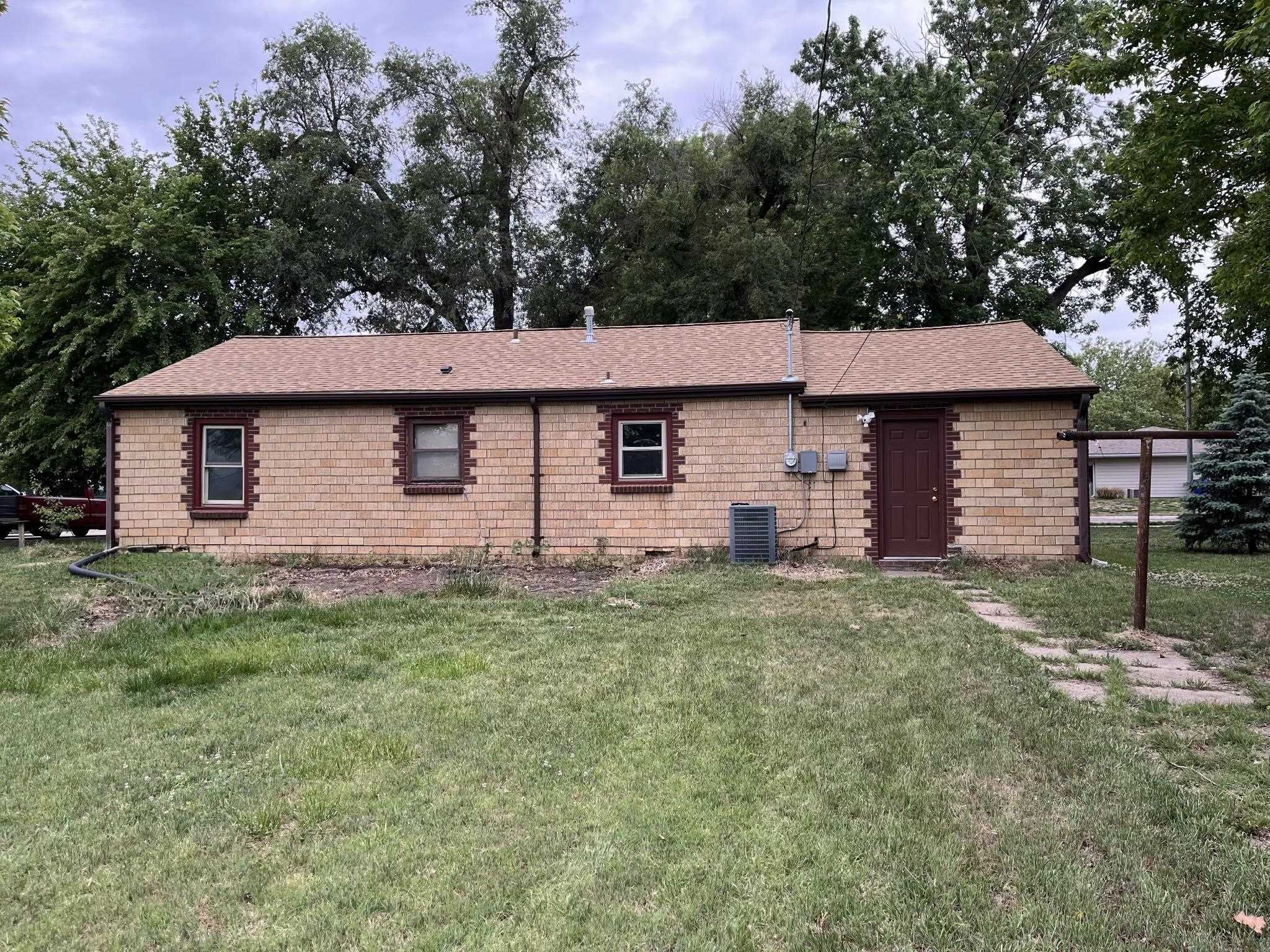 940 N Myers St, Mcpherson, KS 67460