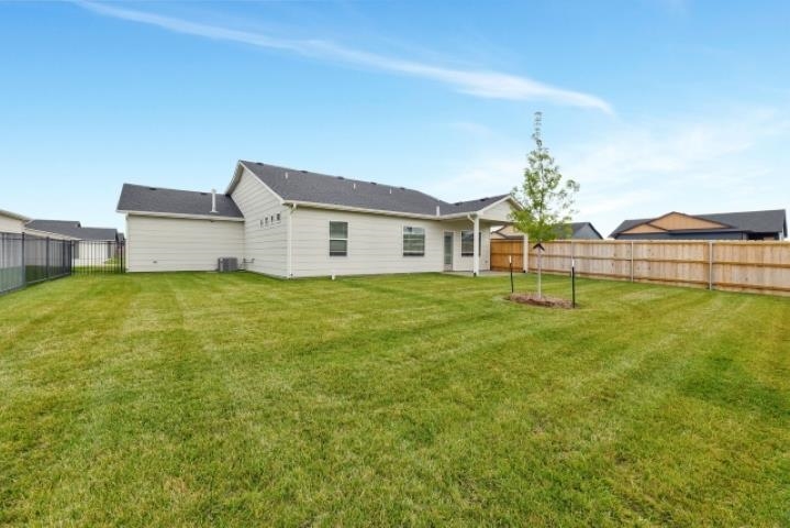 1013 W Long Pa, Goddard, KS 67052
