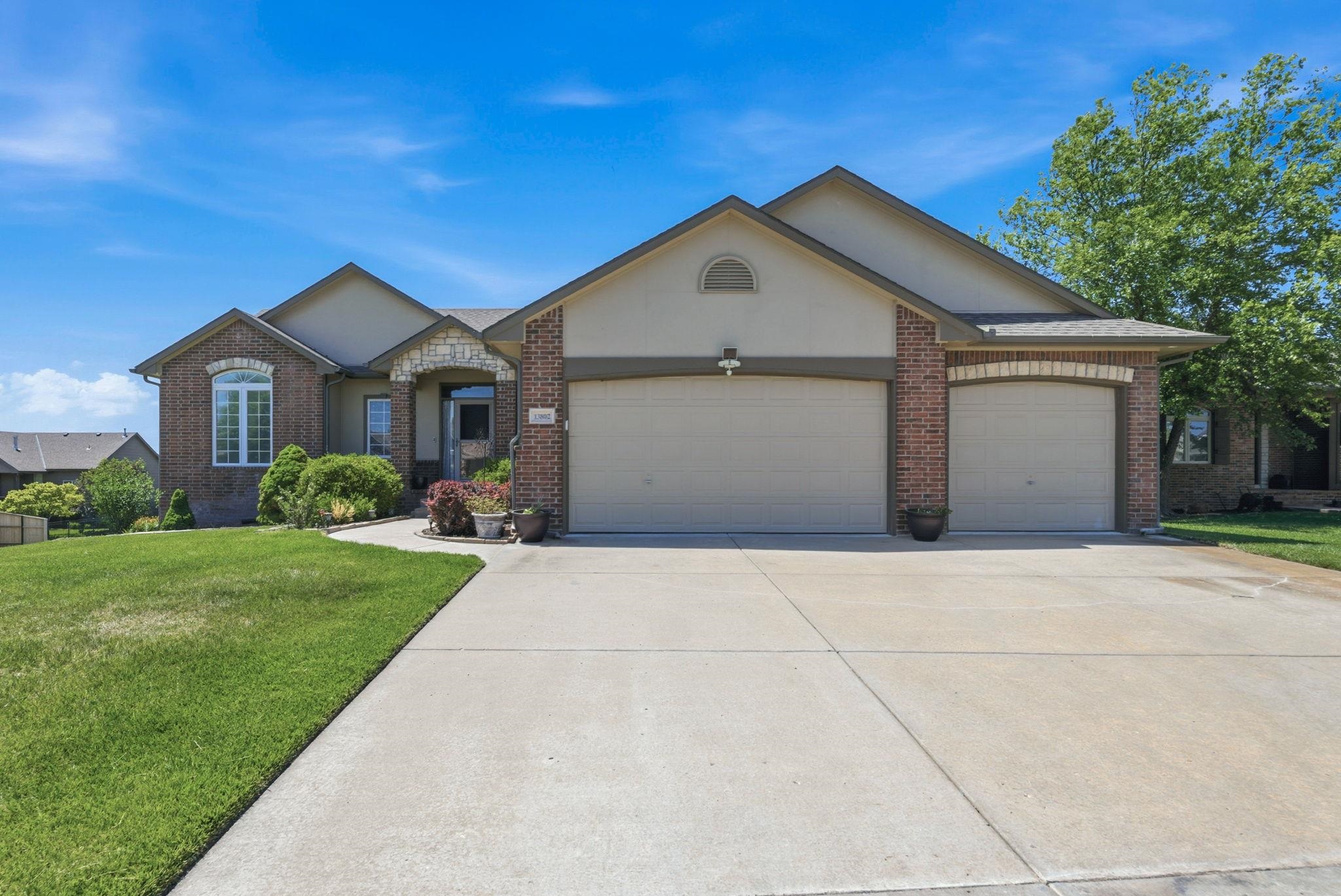 13802 E Camden Chase Ct, Wichita, KS 67228