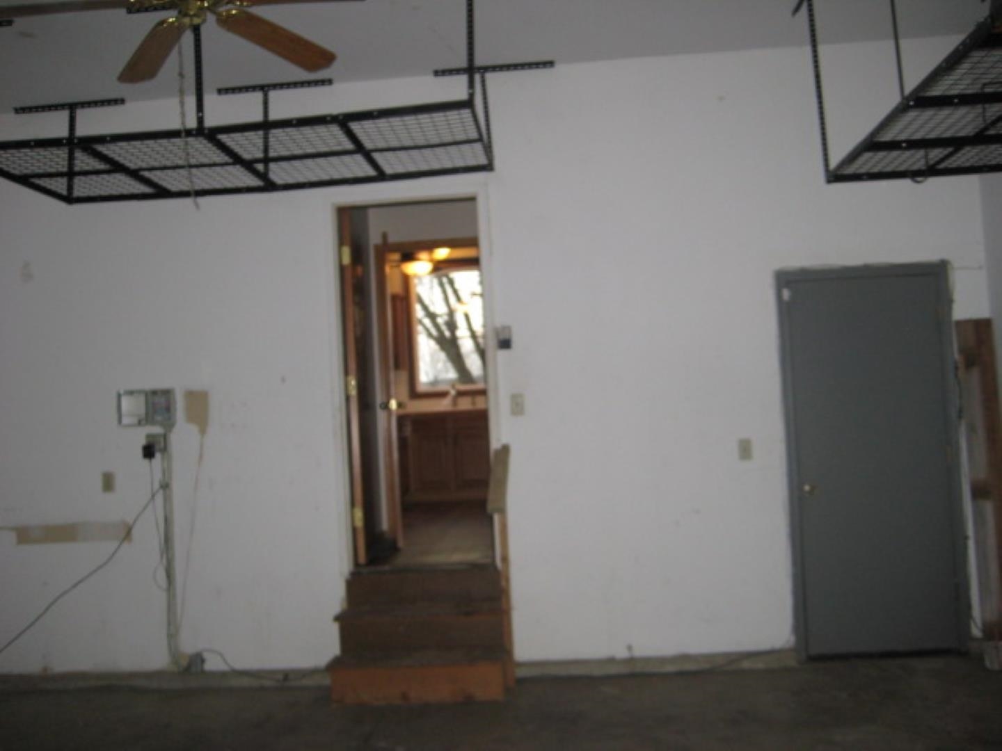 127 S Crosswood Ln, Derby, KS 67037