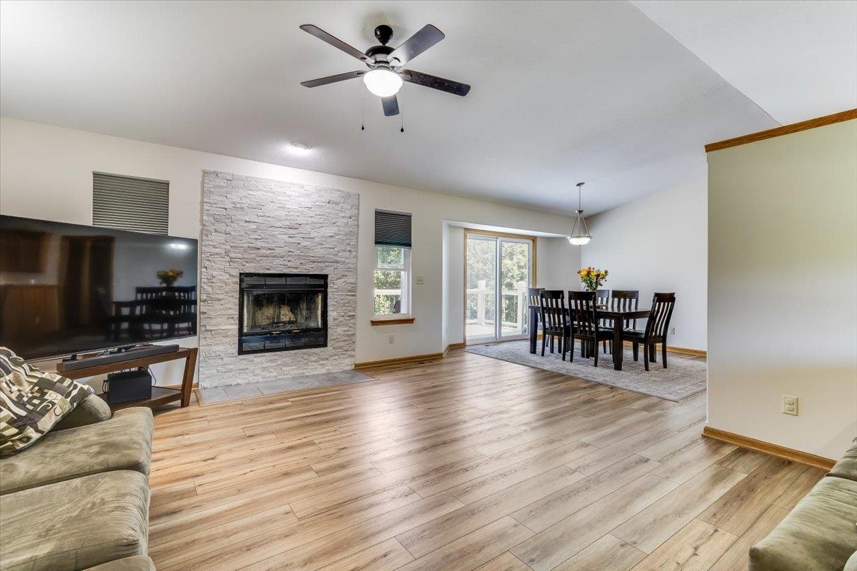 3521 N Valerie Cir, Wichita, KS 67205