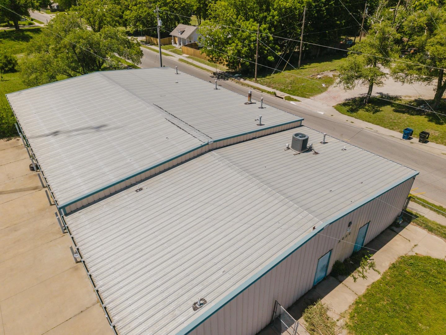 2555 N Market St & Additional Lots, Wichita, KS 67219
