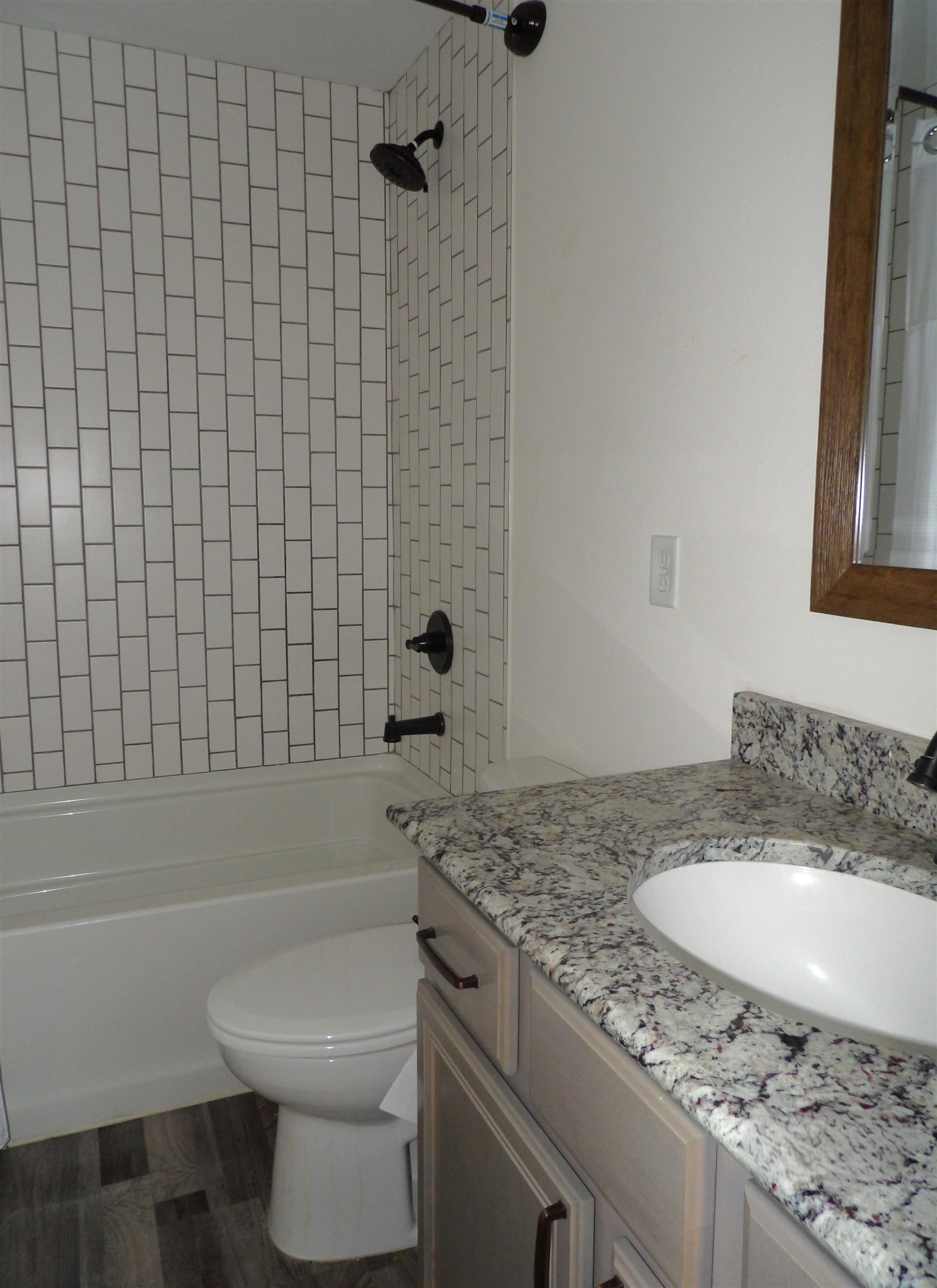 105 E Burlington Dr, Mulvane, KS 67110
