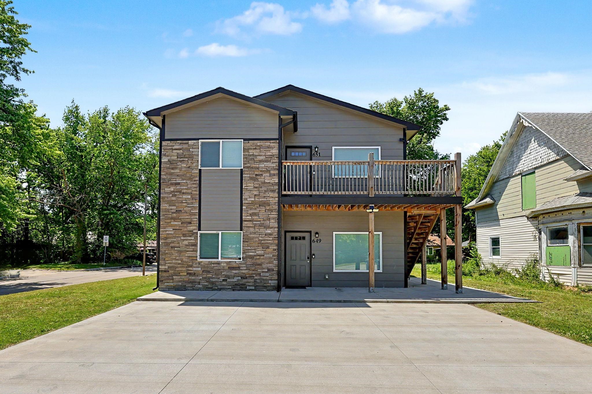 4520 E Gilbert St, Wichita, KS 67218
