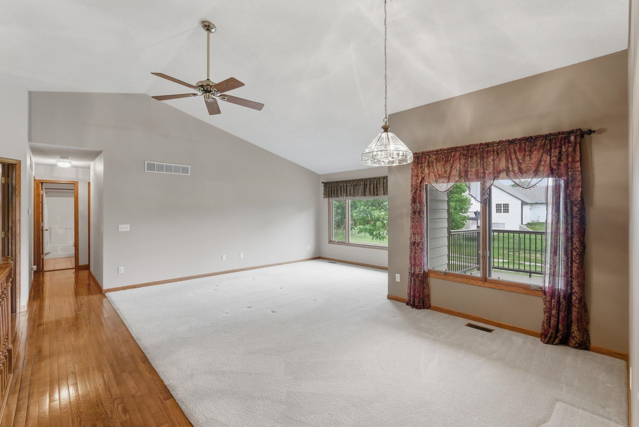 418 Streamside Ct, Clearwater, KS 67026