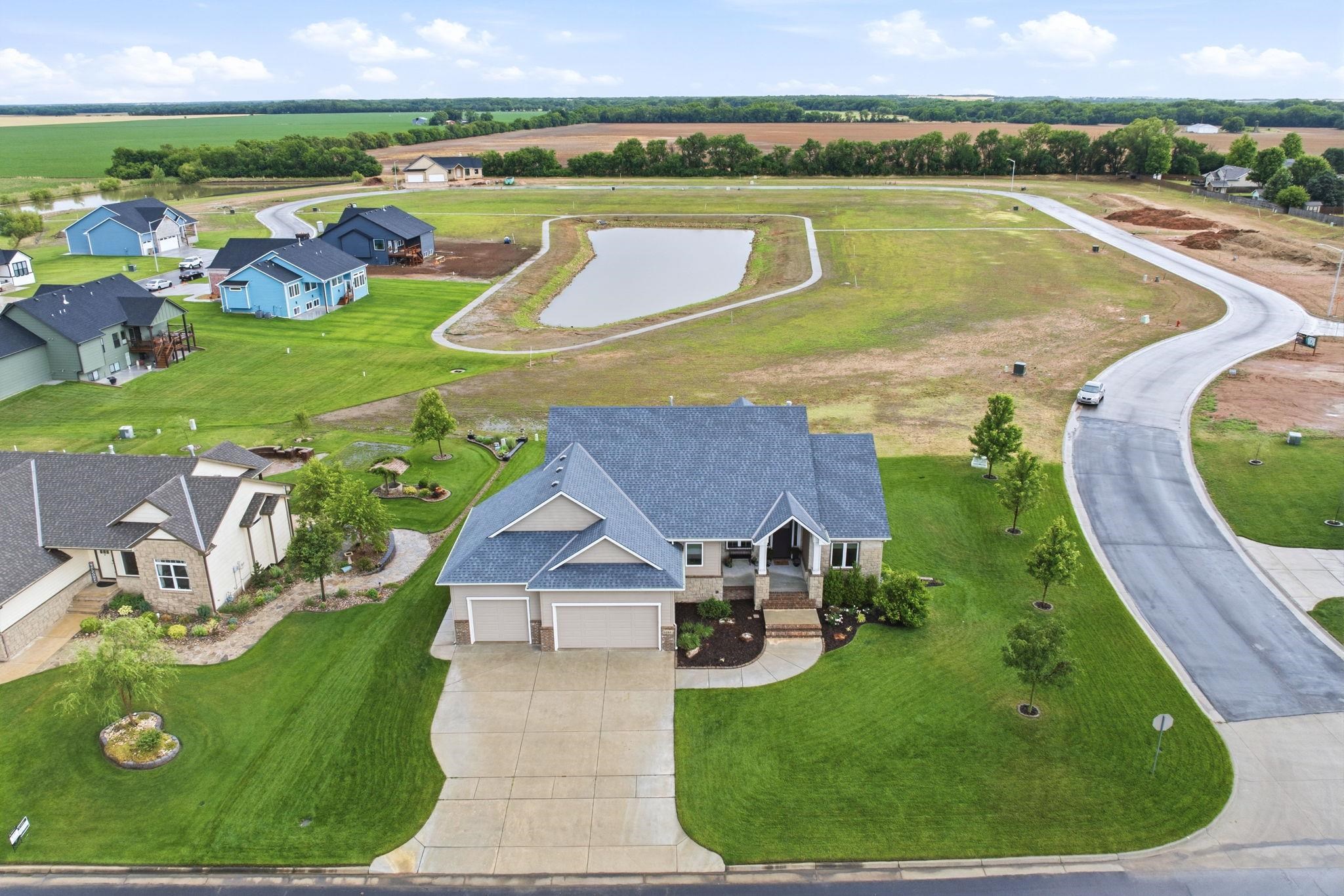 1101 E Park Glen St, Clearwater, KS 67026
