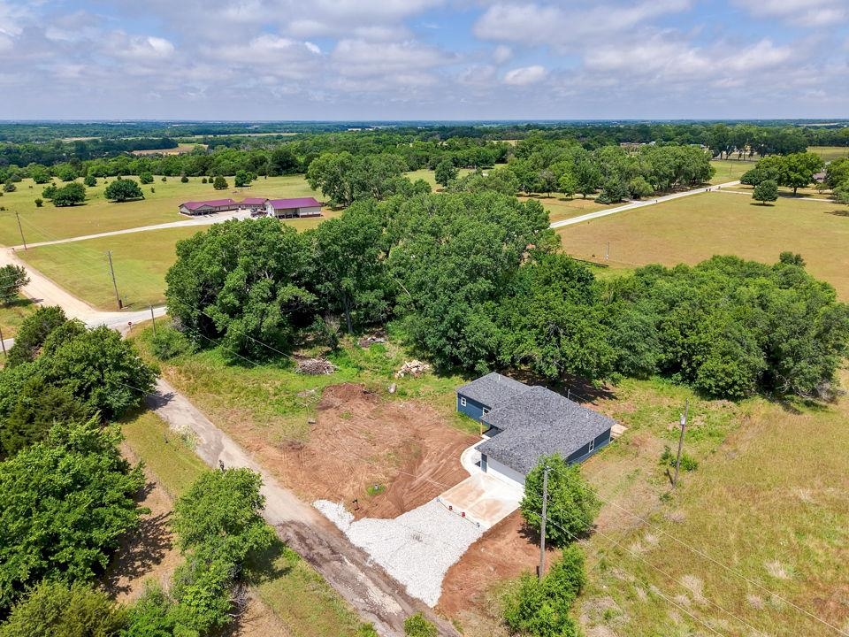 2118 W Radio Ln, Arkansas City, KS 67005