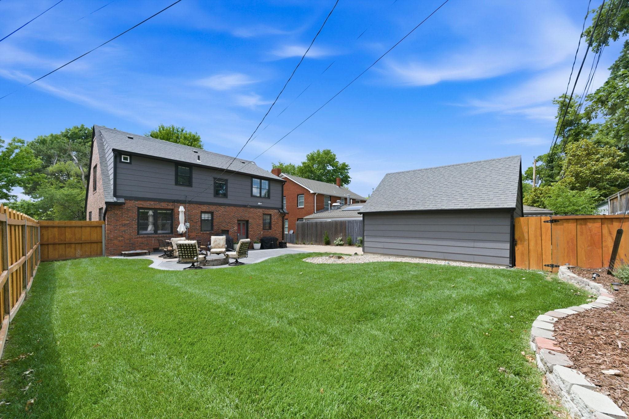 146 N Battin St, Wichita, KS 67208