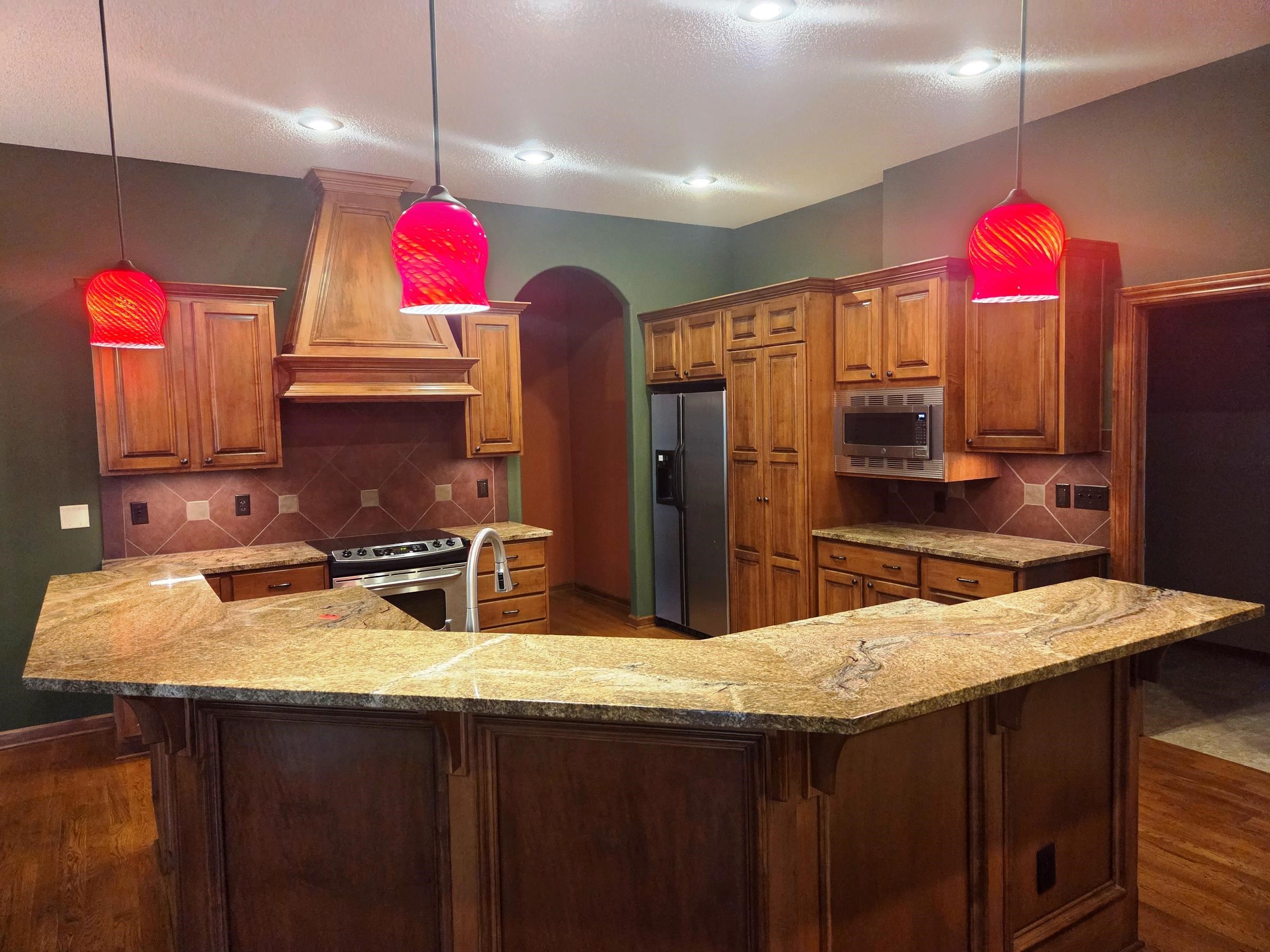 607 Autumn Glen, Newton, KS 67114