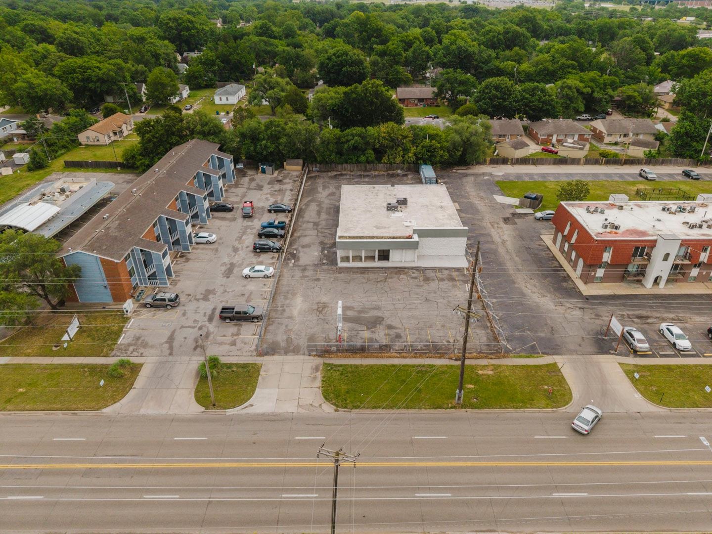 2234 S Oliver, Wichita, KS 67218