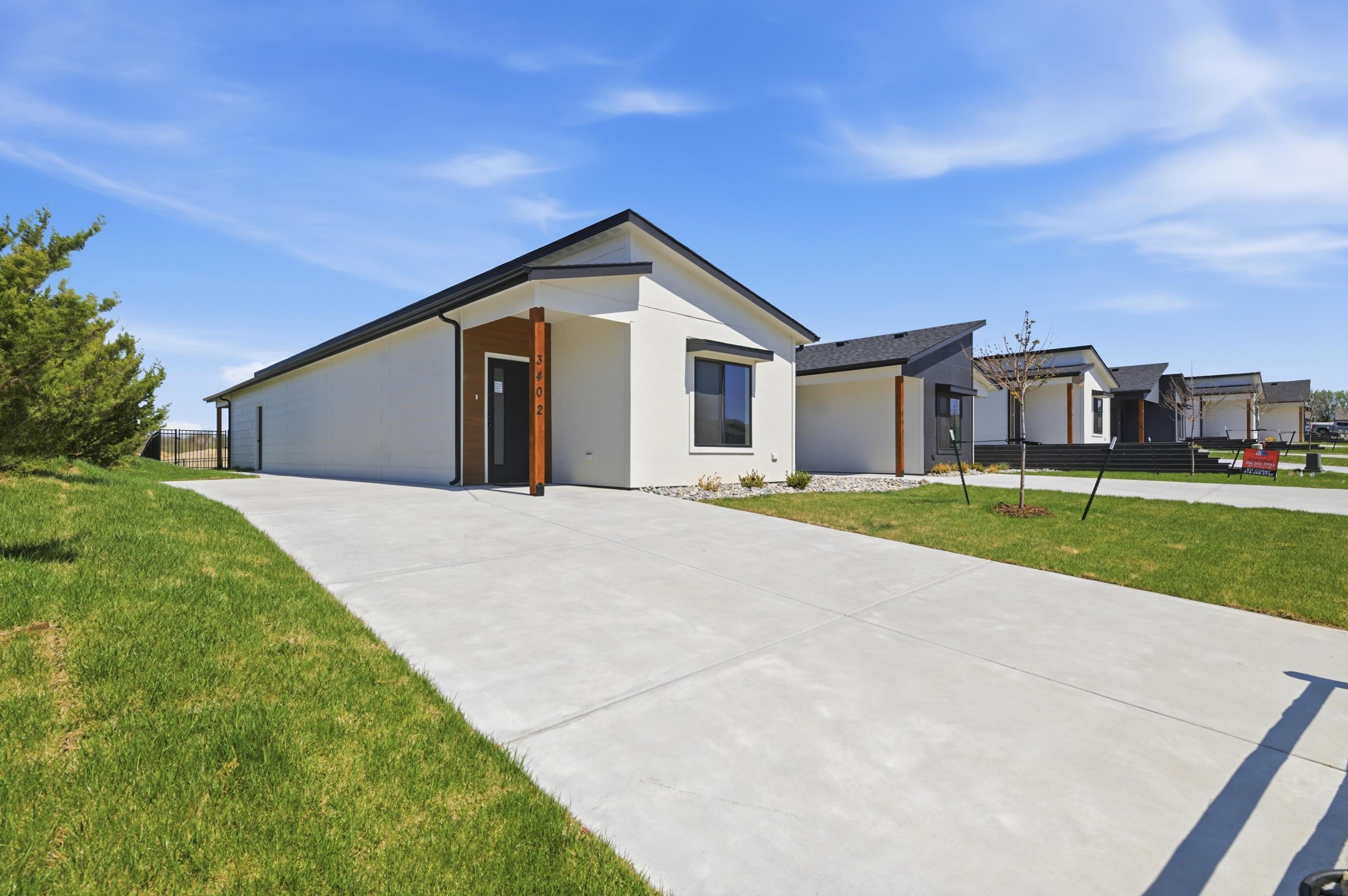 3426 E Thunder, Wichita, KS 67220