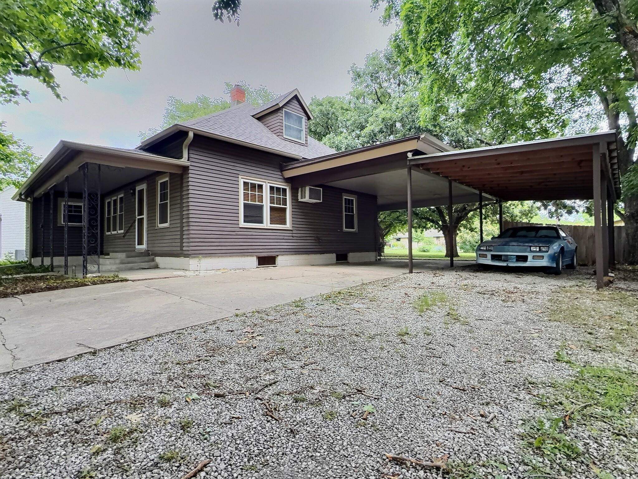 220 S Church, Goessel, KS 67053
