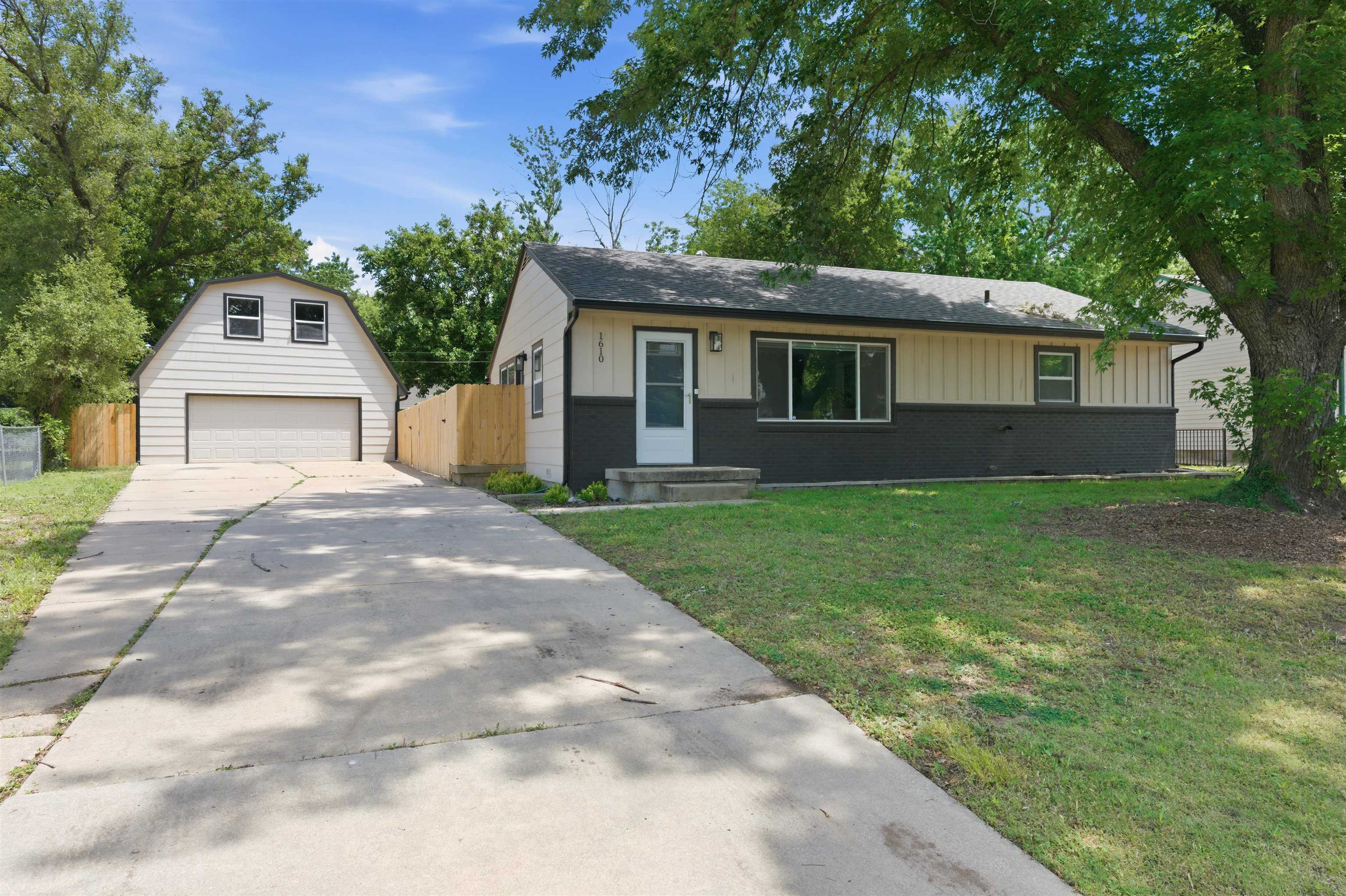 1610 E Evanston, Park City, KS 67219