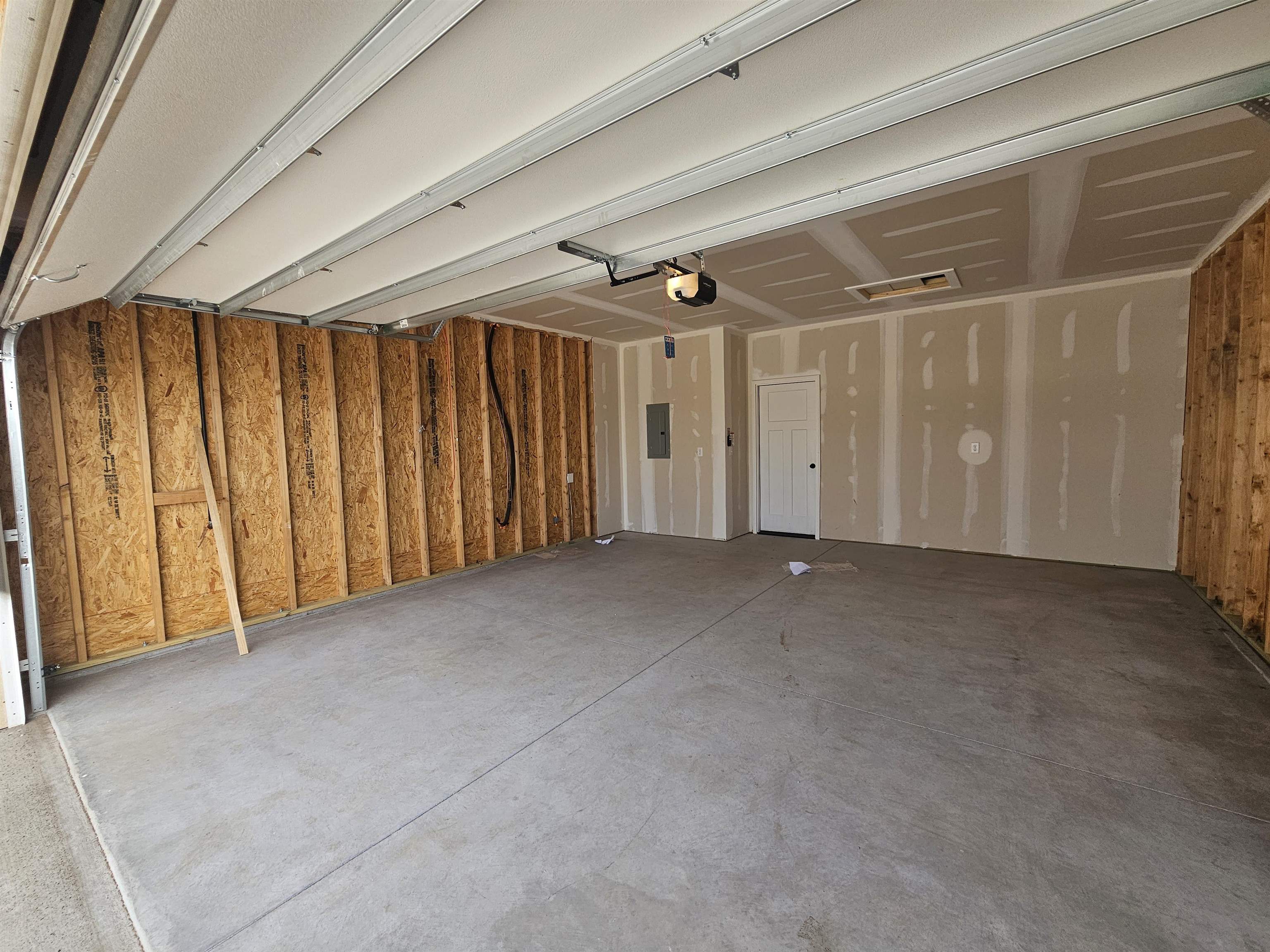 12554 W Northstar St, Maize, KS 67223