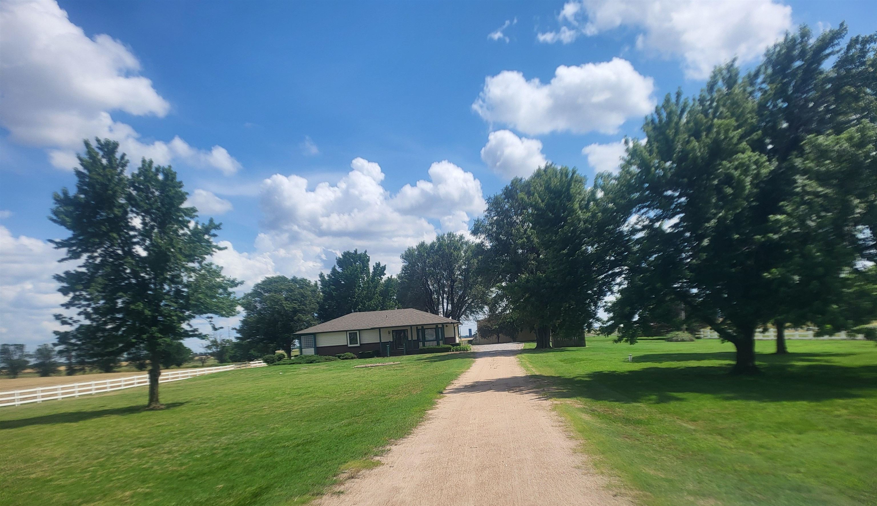 29705 W 21st N, Garden Plain, KS 67050
