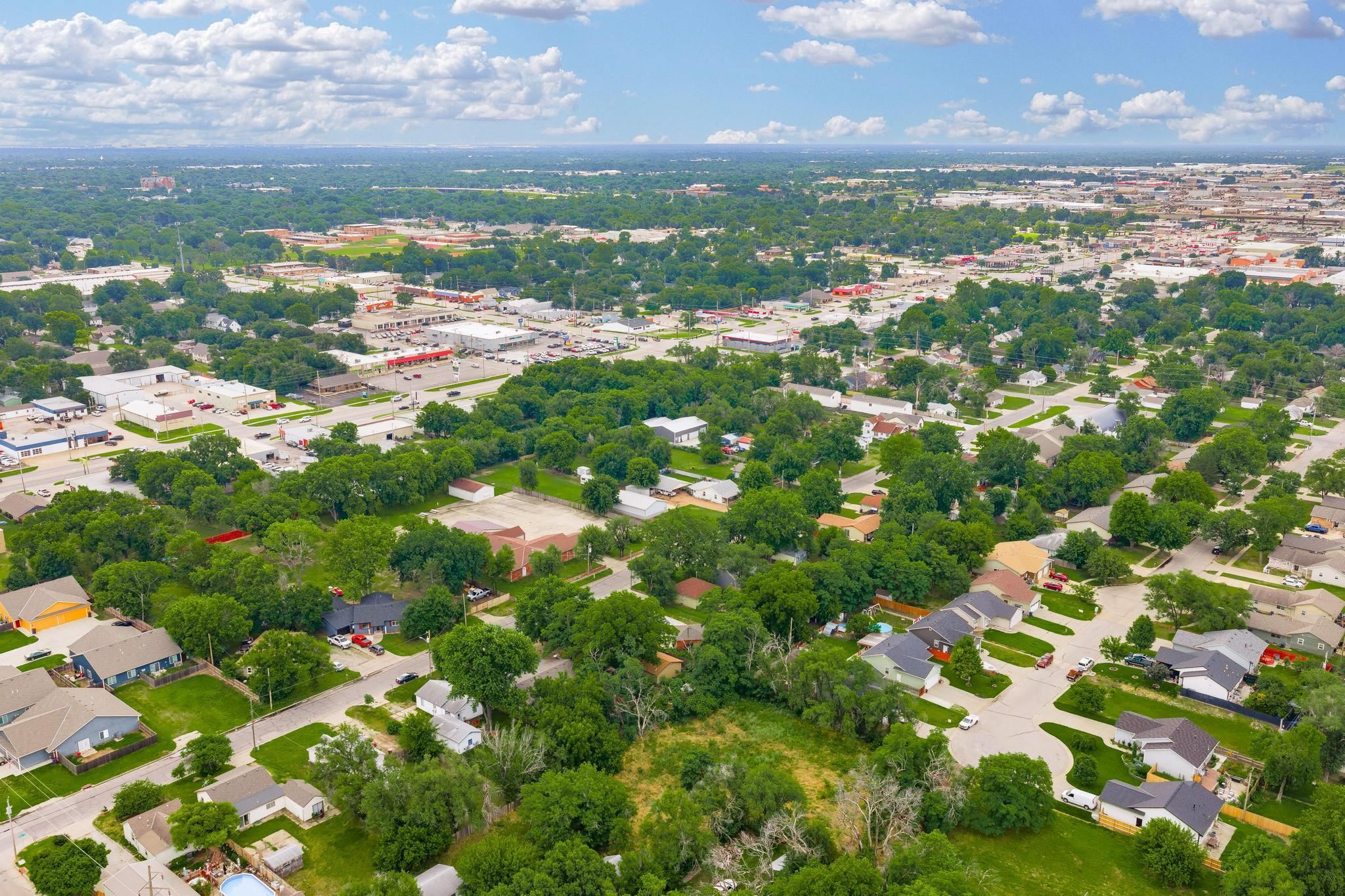 207 N Florence St, Wichita, KS 67212