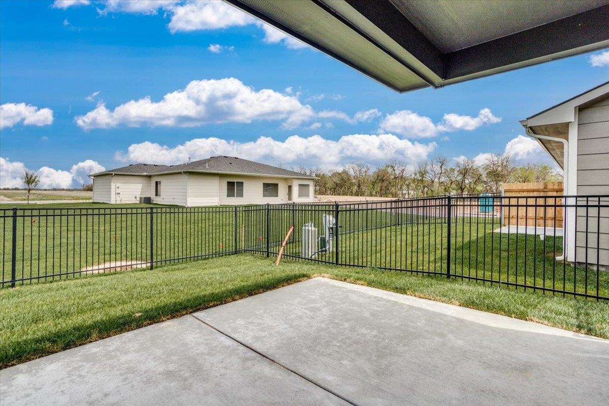 5426 N Briskbay Ct, Maize, KS 67101