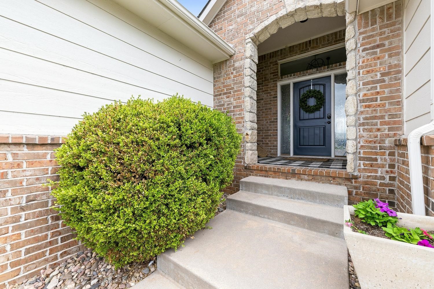 710 W Gatewood Ln, Andover, KS 67002