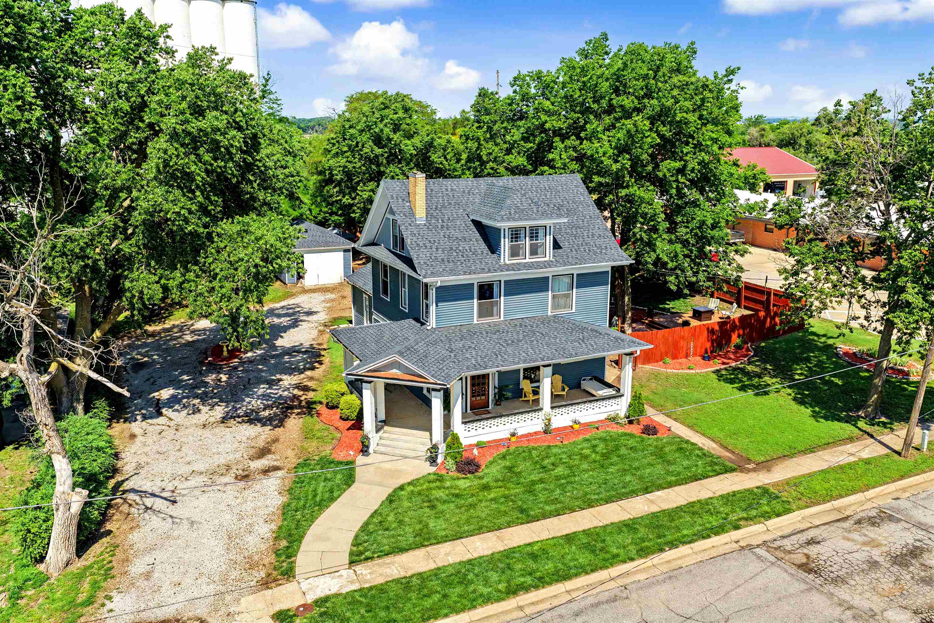 301 N Mill St, Minneapolis, KS 67467