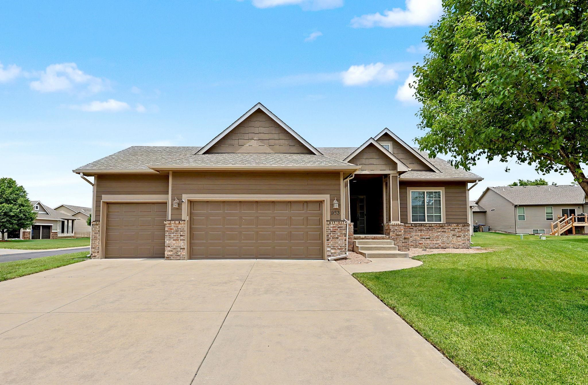 933 W Threewood Ct., Andover, KS 67002