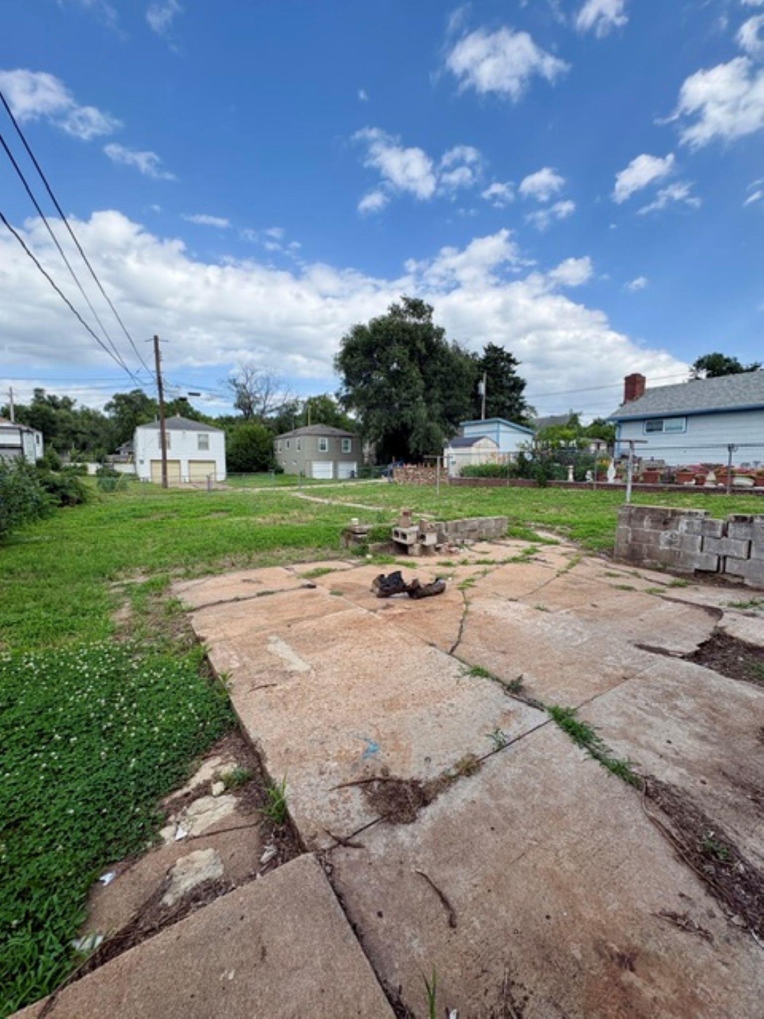 1416 N Henry St, Augusta, KS 67010