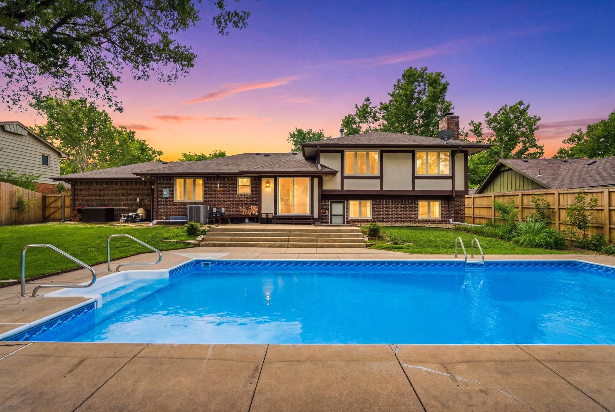 8300 E Brookhollow, Wichita, KS 67206