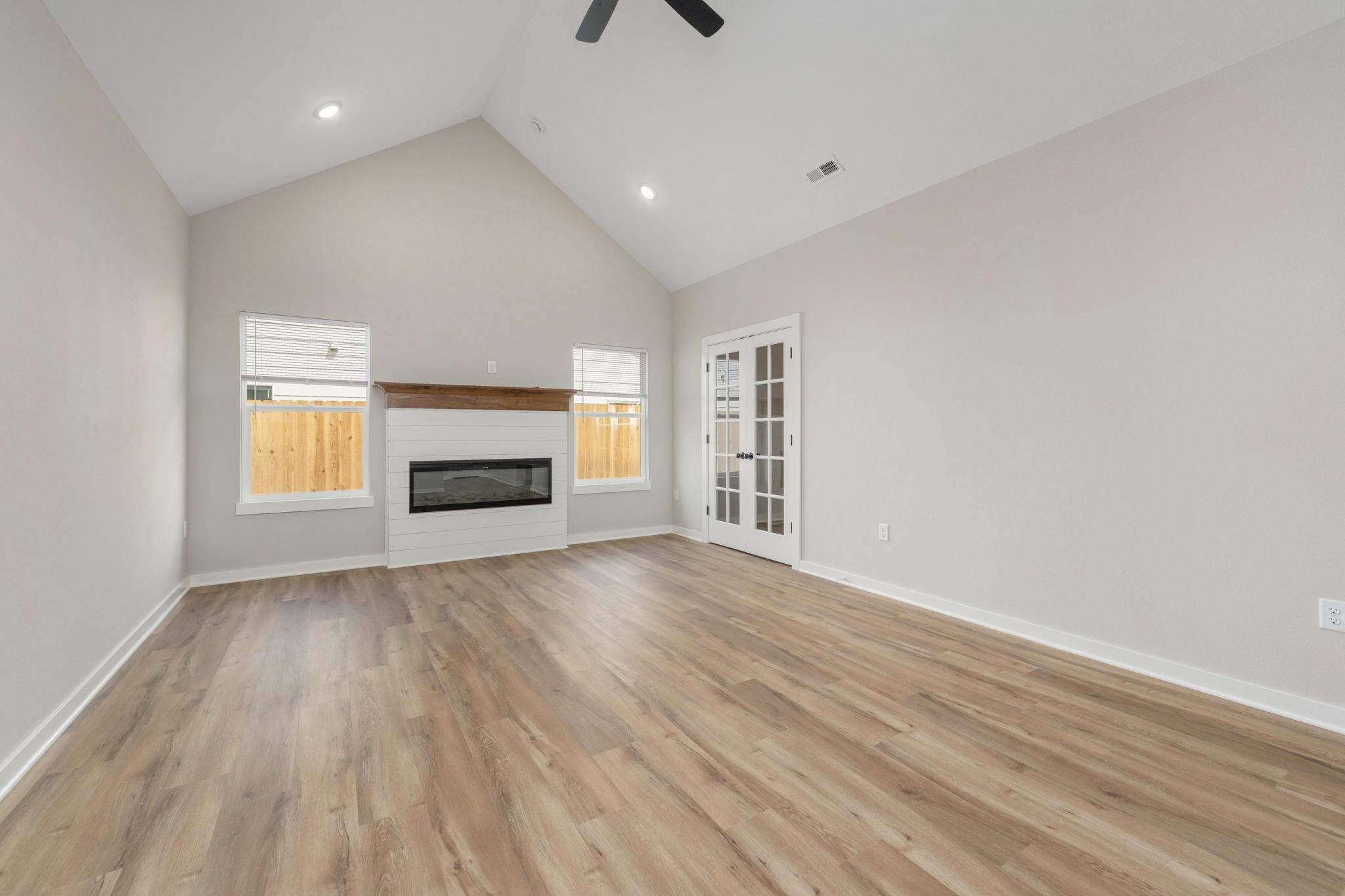 809 N Rainbow Lake St Unit 200, Wichita, KS 67235