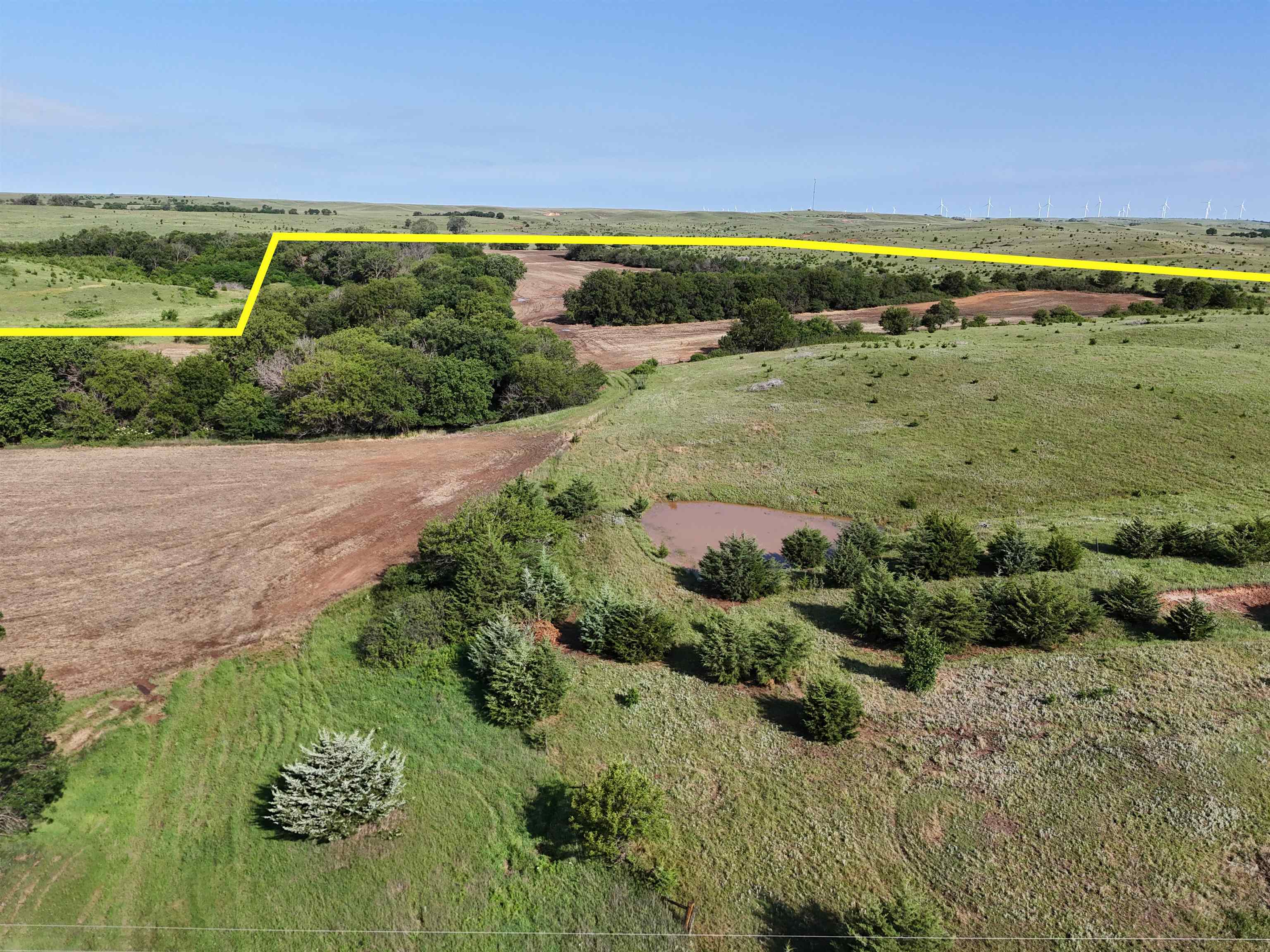 2375 Camp Rd, Miltonvale, KS 67466