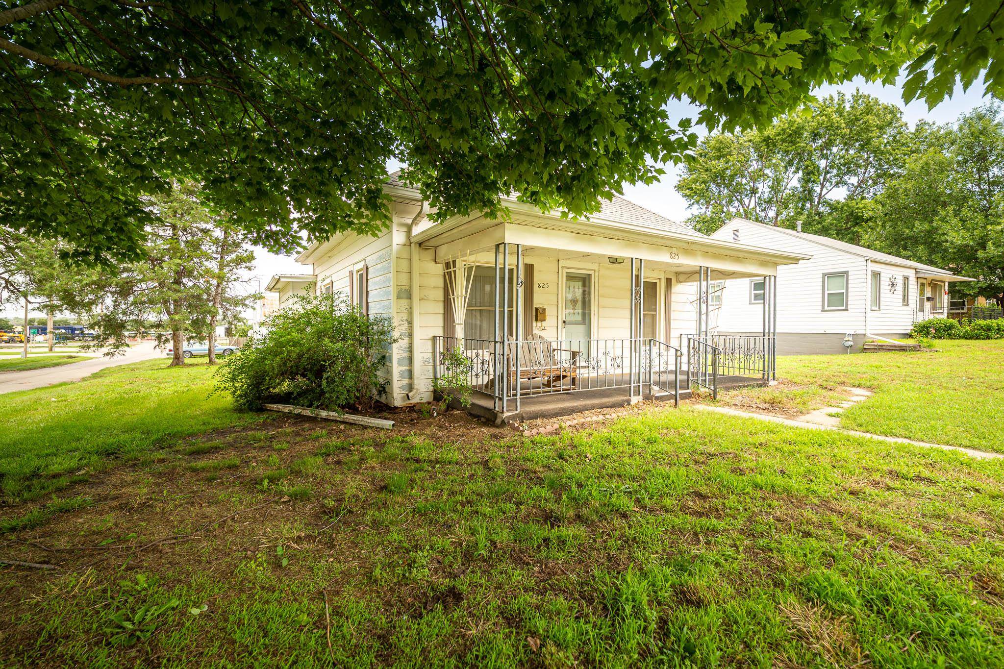 825 W 5th St, Concordia, KS 66901