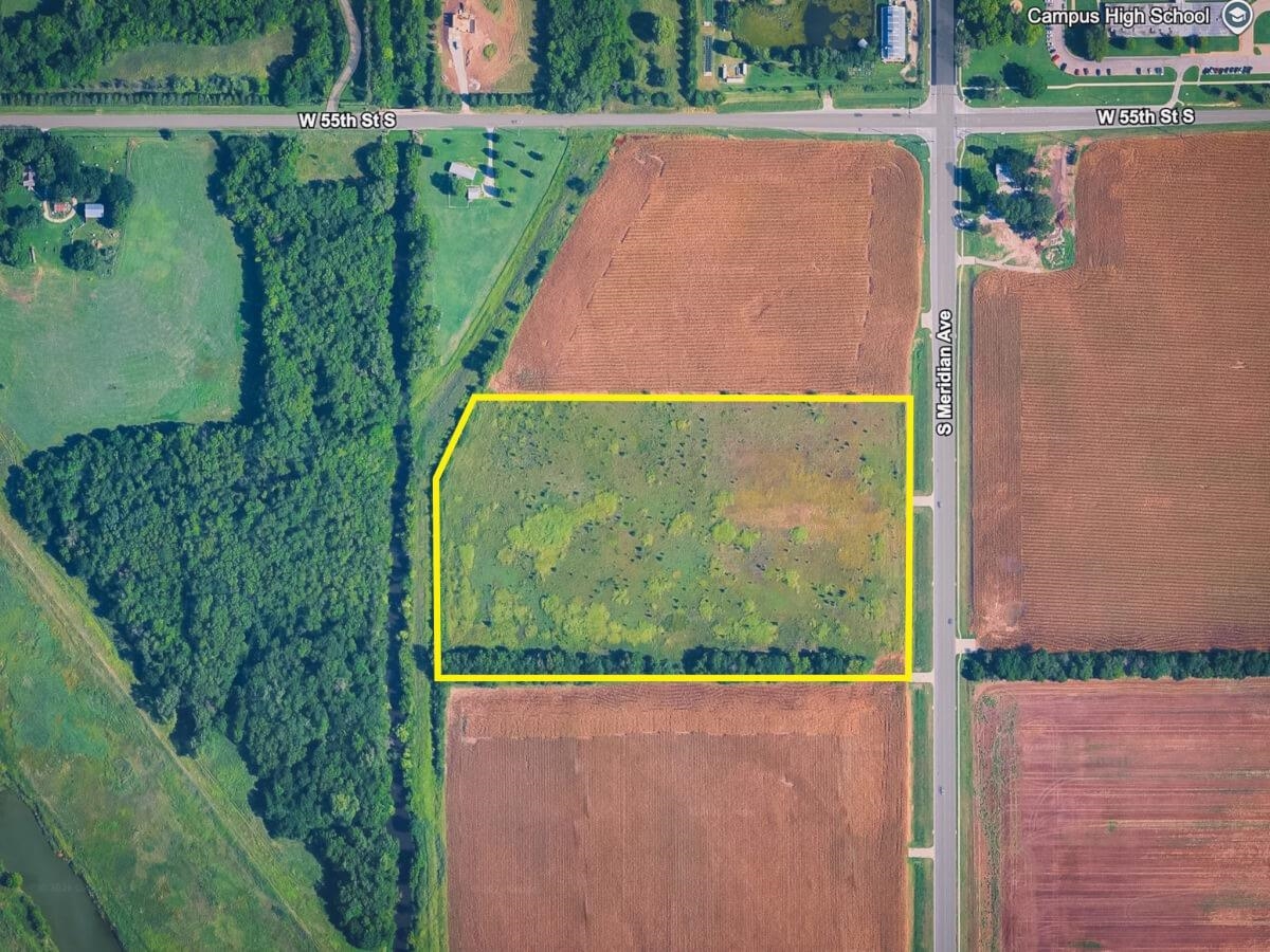 000 Meridian Ave, Wichita, KS 67217