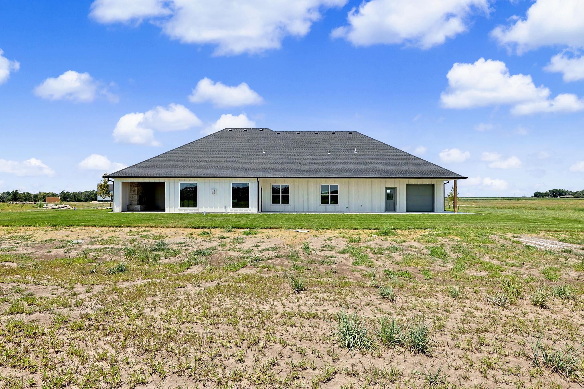 24465 W Stonebottom Ct, Goddard, KS 67052