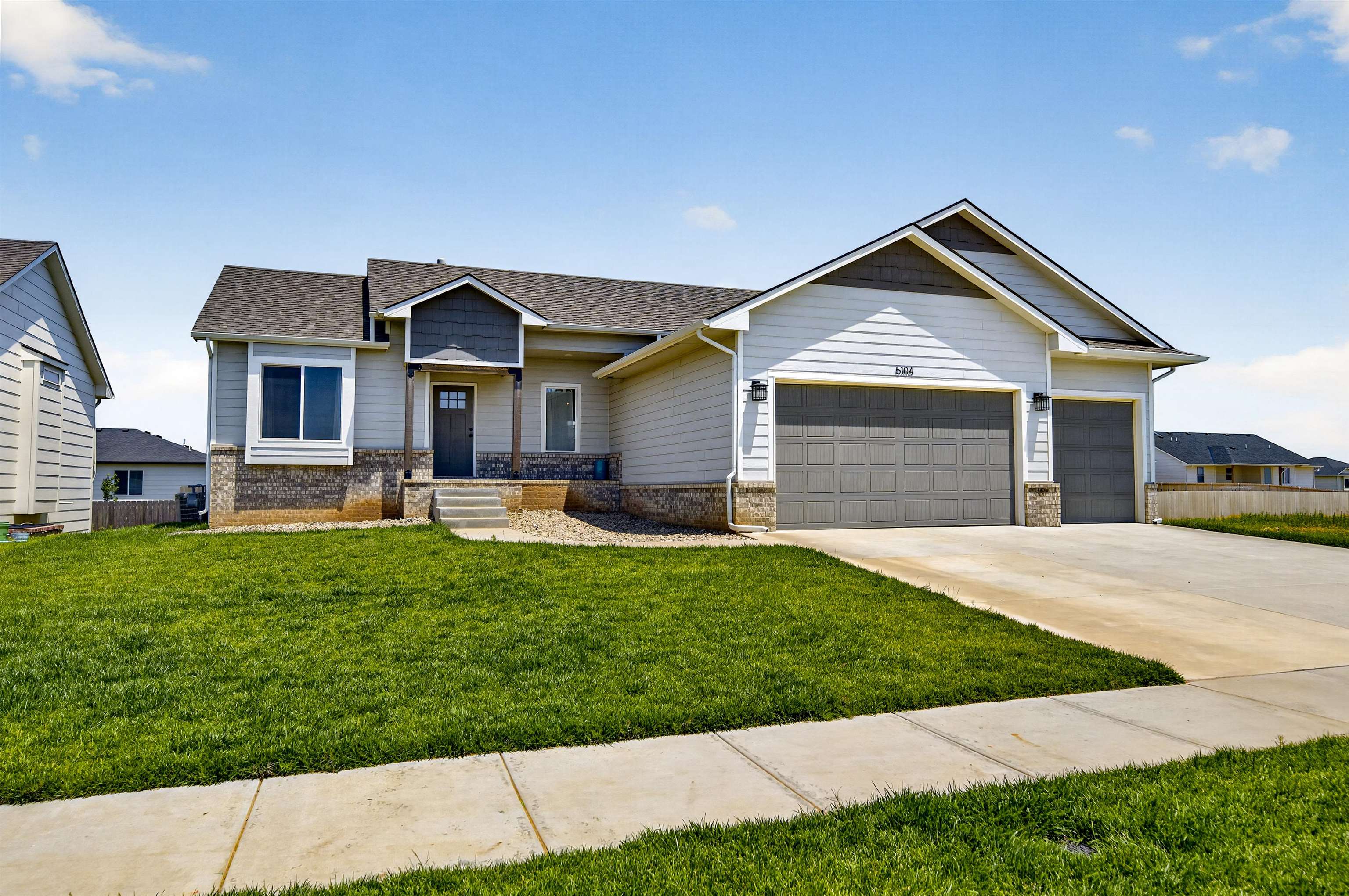 5104 W 46th St S, Wichita, KS 67215