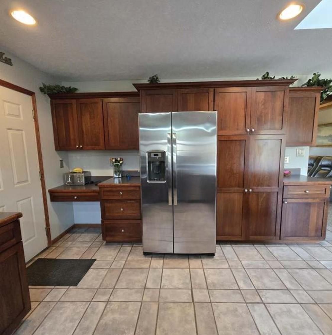 2141 Emery Ln, Abilene, KS 67410