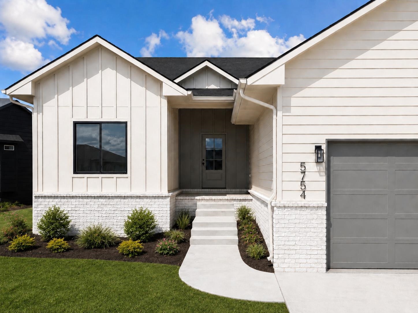 5754 N Edwards St, Wichita, KS 67204