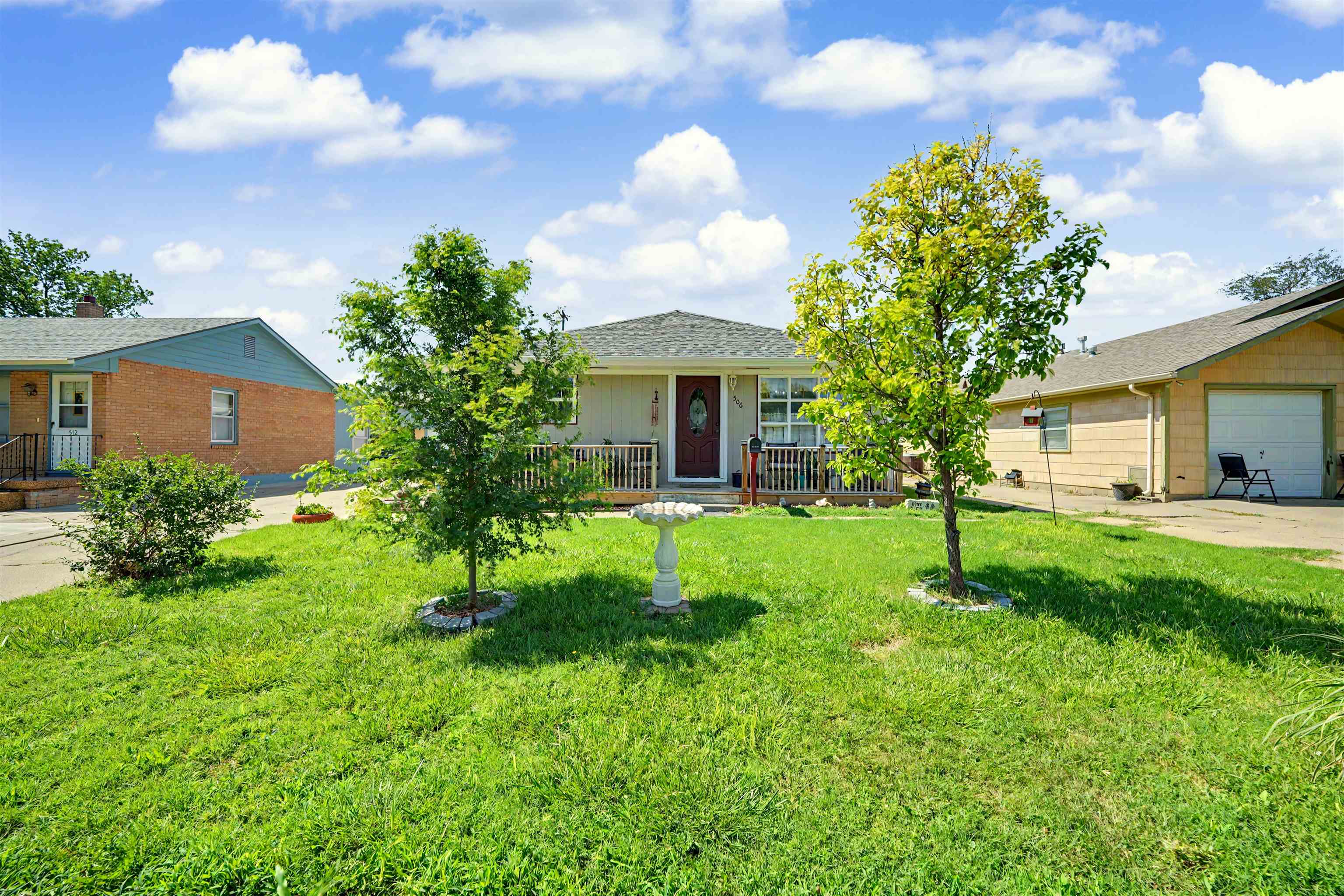 506 E Bond St, Salina, KS 67401