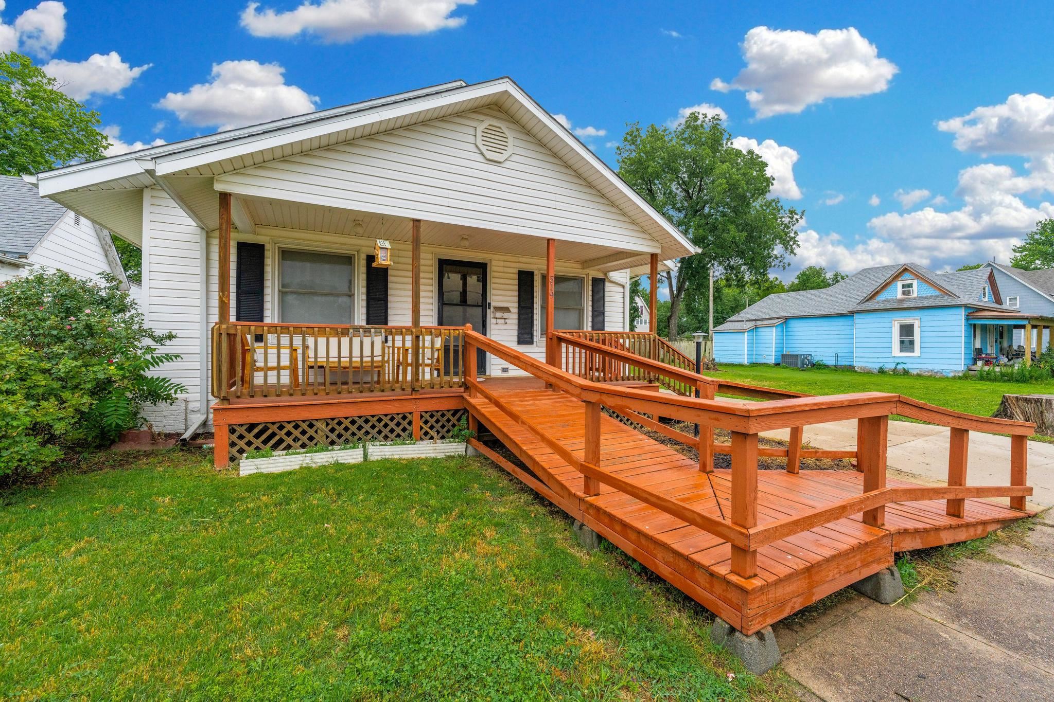 519 N C, Wellington, KS 67152