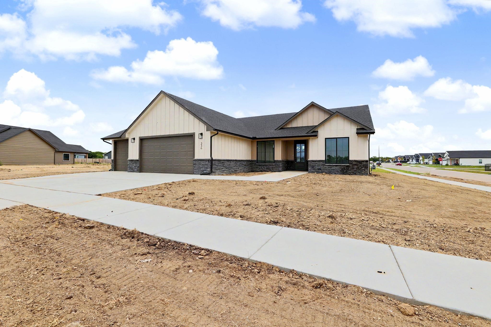 336 S Buckland St, Derby, KS 67037
