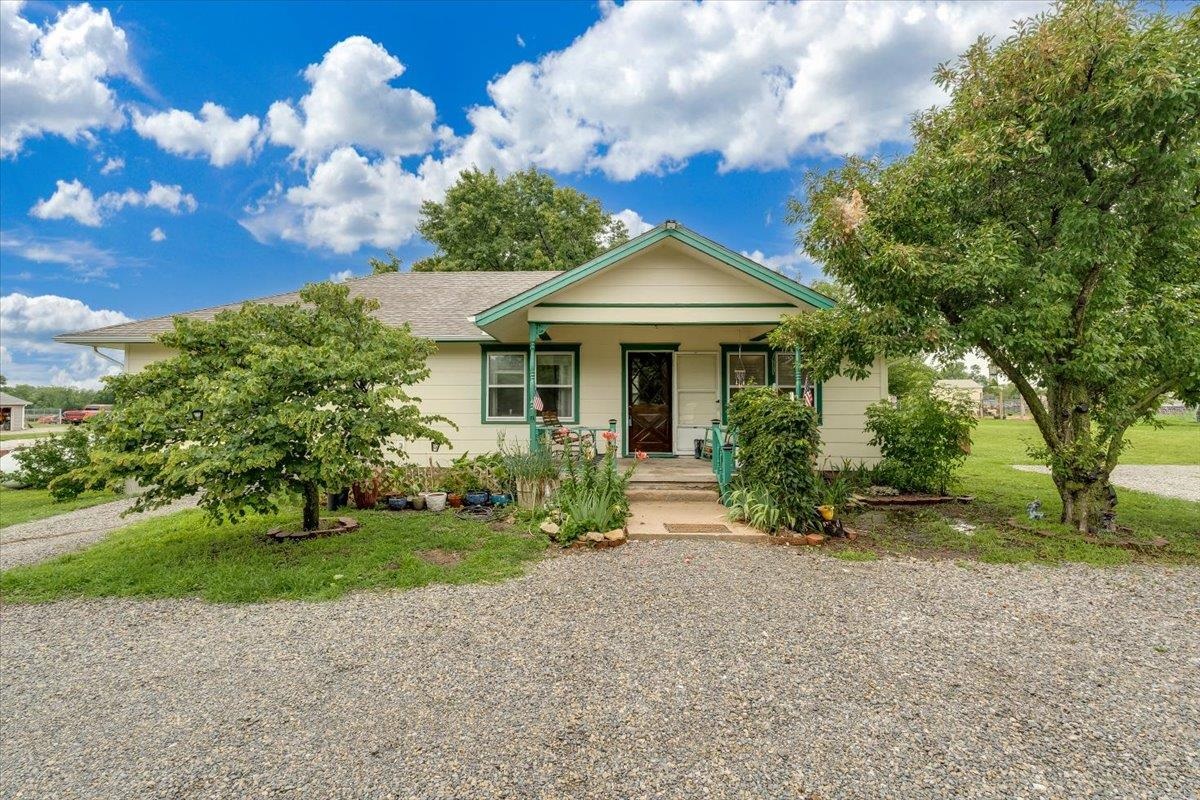 10101 E 106th St S, Mulvane, KS 67110