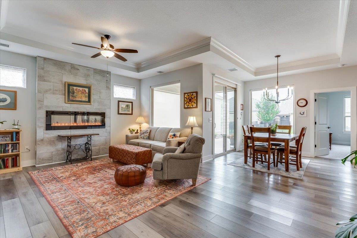 925 E Clearlake, Derby, KS 67037