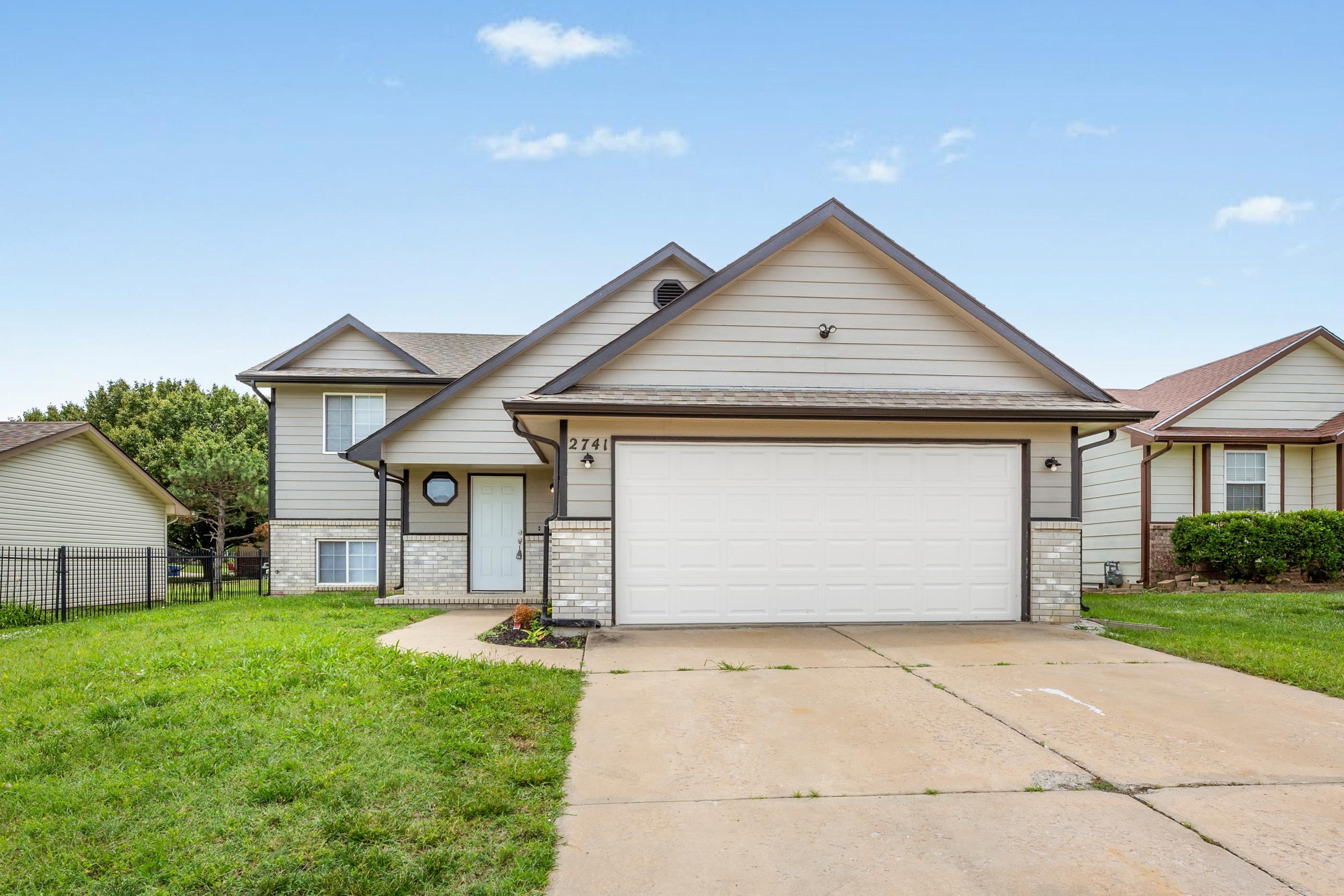 2741 N Battin Ct, Wichita, KS 67220