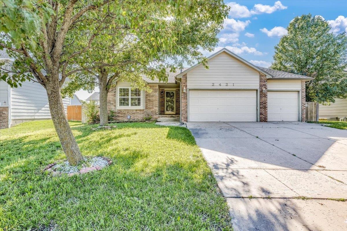 2421 S Cypress, Wichita, KS 67210