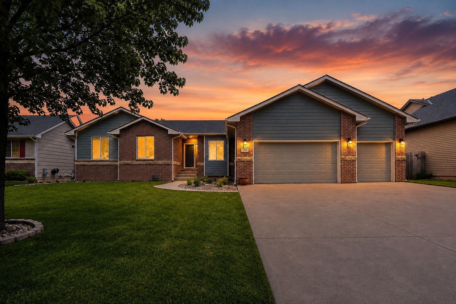 2536 E Saint Andrew, Goddard, KS 67052