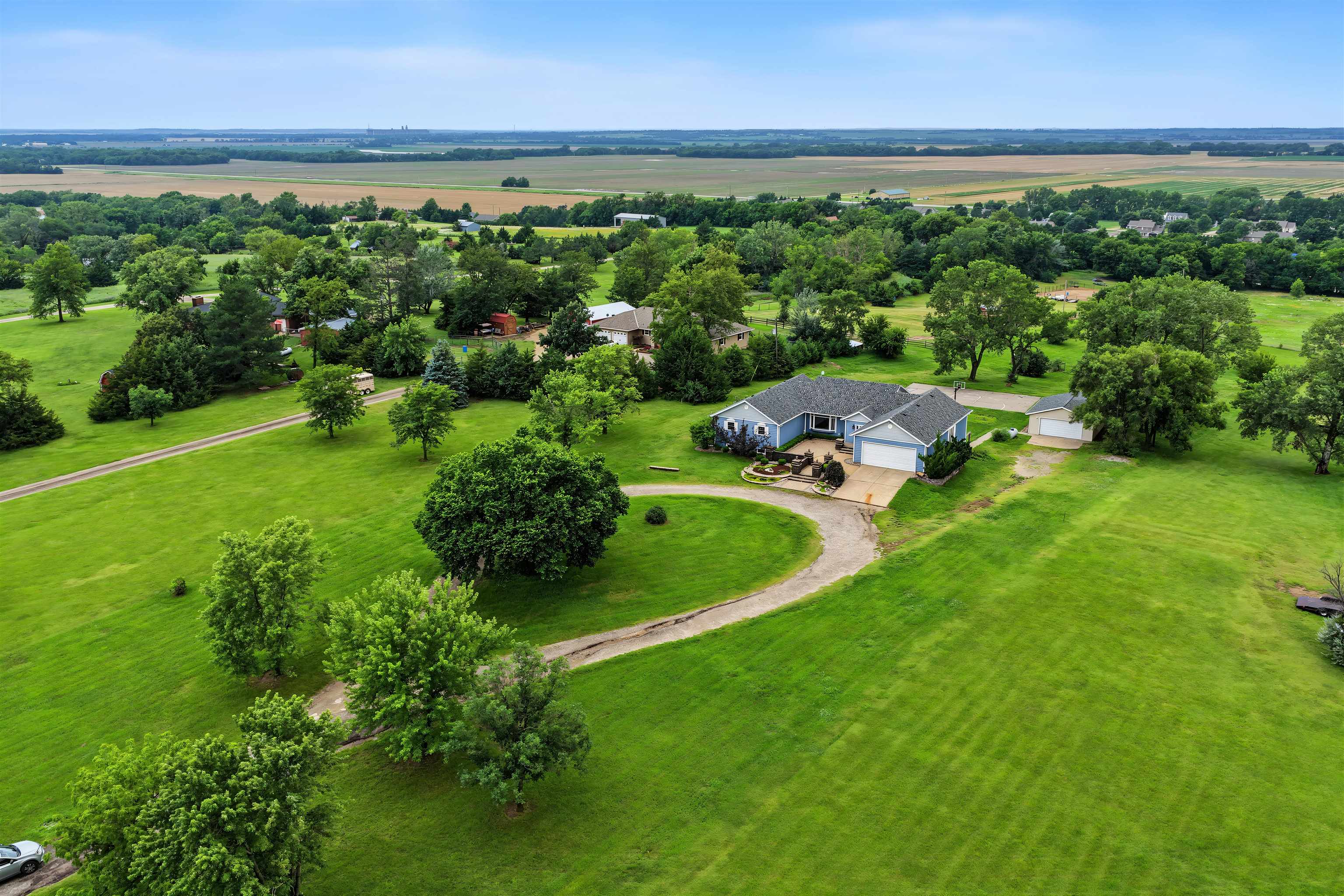 4441 N Wasserman Way, Salina, KS 67401