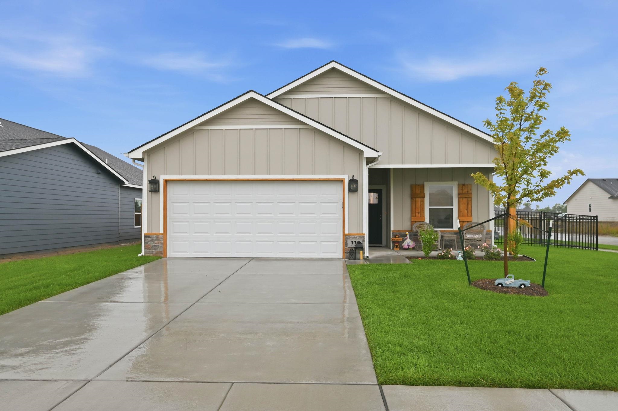 337 N Woodstone St, Derby, KS 67037-7814