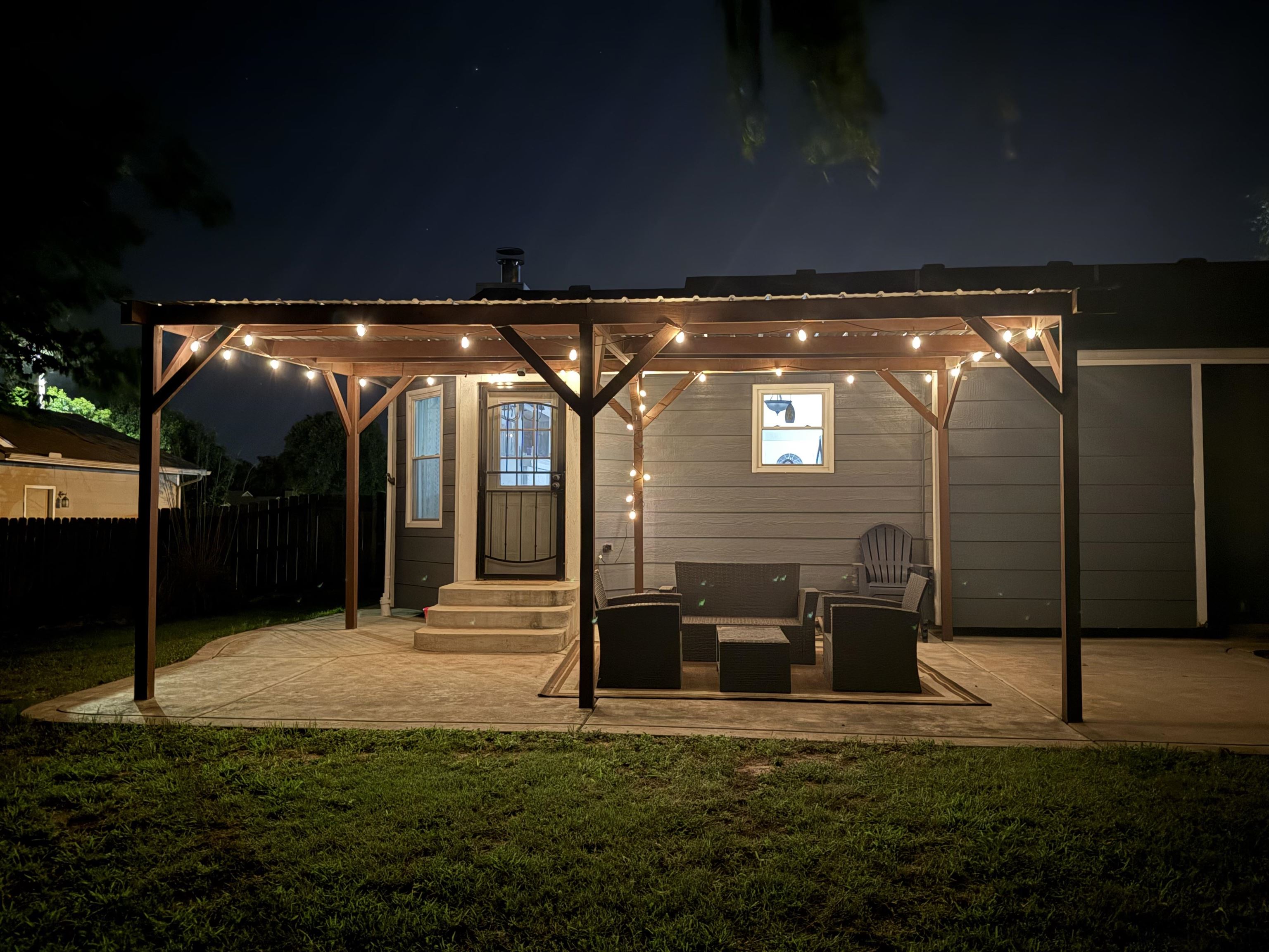 214 E Country Walk, Mulvane, KS 67110